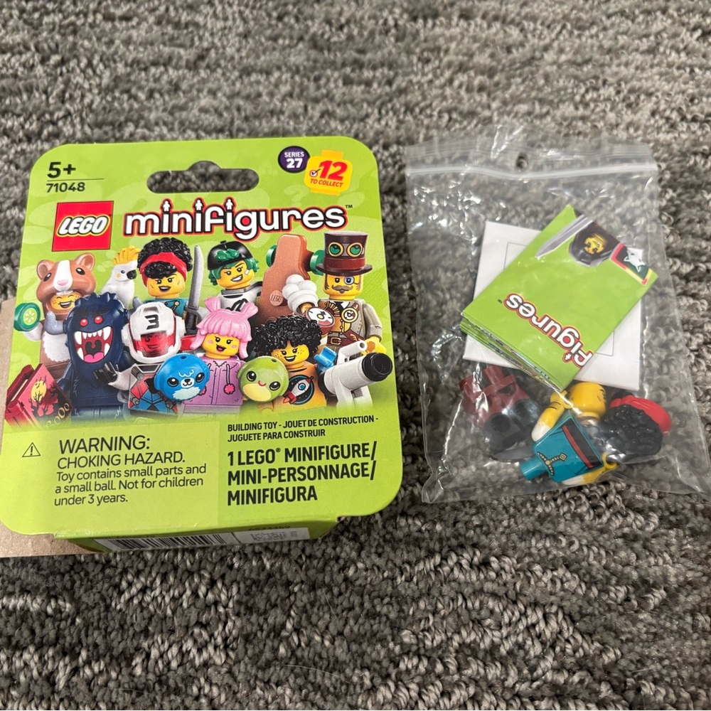 Lego woman pirate minifigure, new, never played with, minus bird figure.